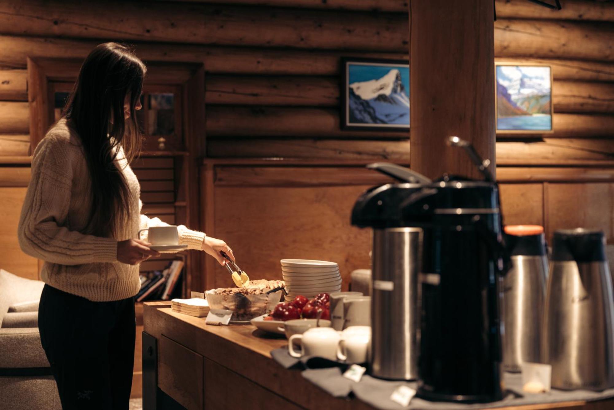 The Lodge At Bow Lake Lake Louise Luaran gambar